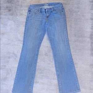Beautiful! Old navy Denim jeans, perfect for you!